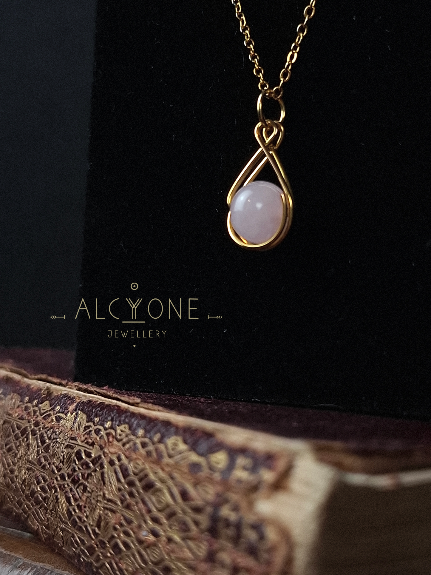 Spellnote Necklace ✦ Rose Quartz