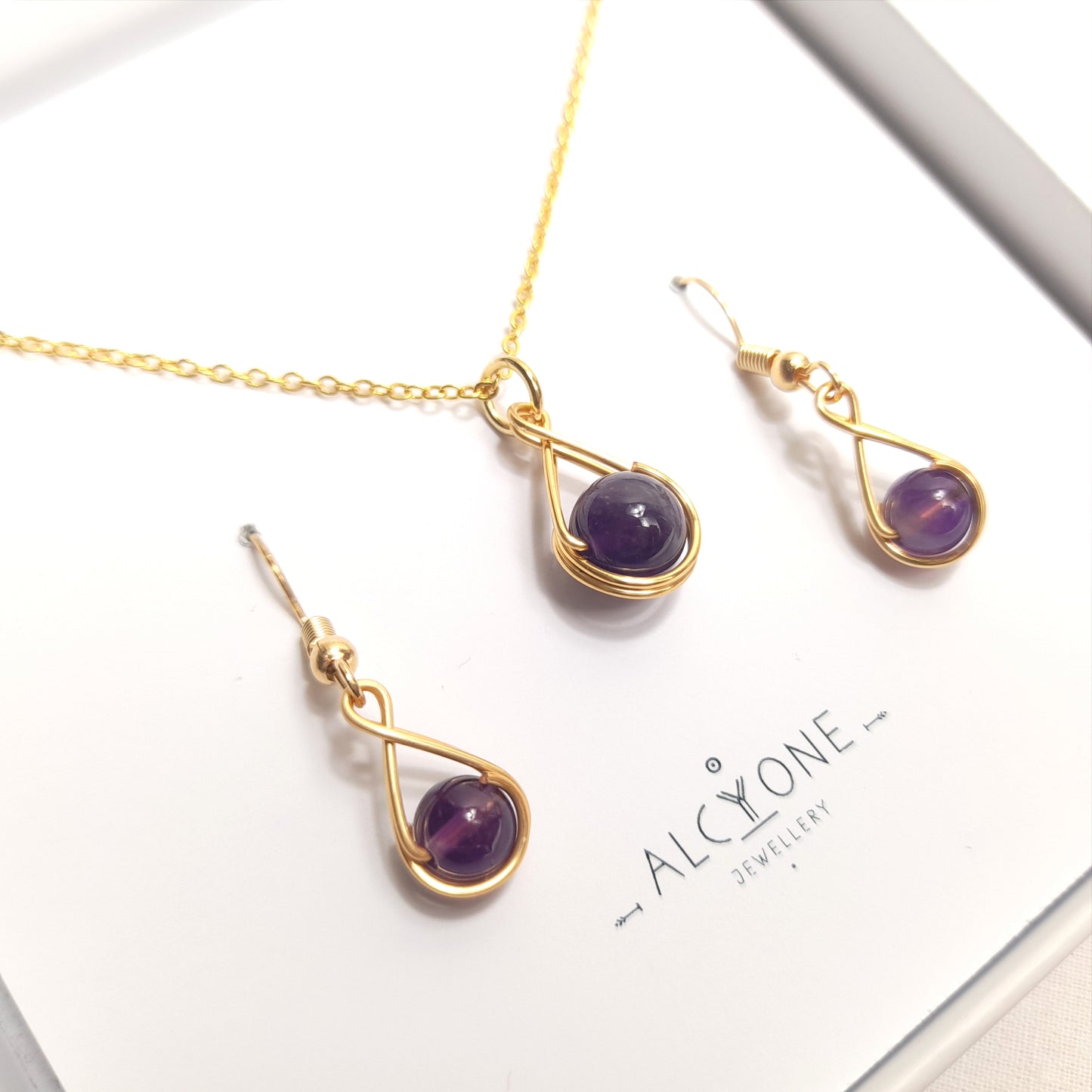 Amethyst Gift Set - BIRTHSTONE OF AQUARIUS