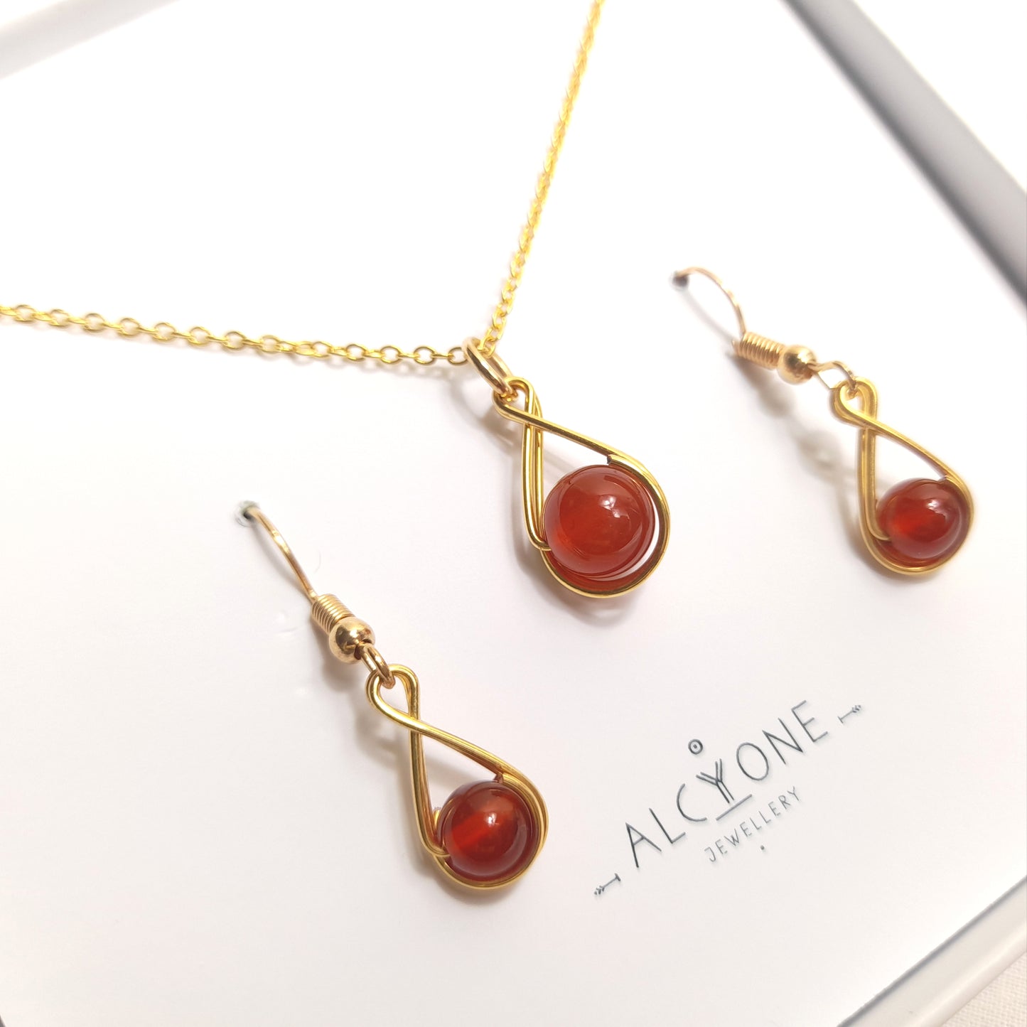 Carnelian Gift Set - BIRTHSTONE OF ARIES