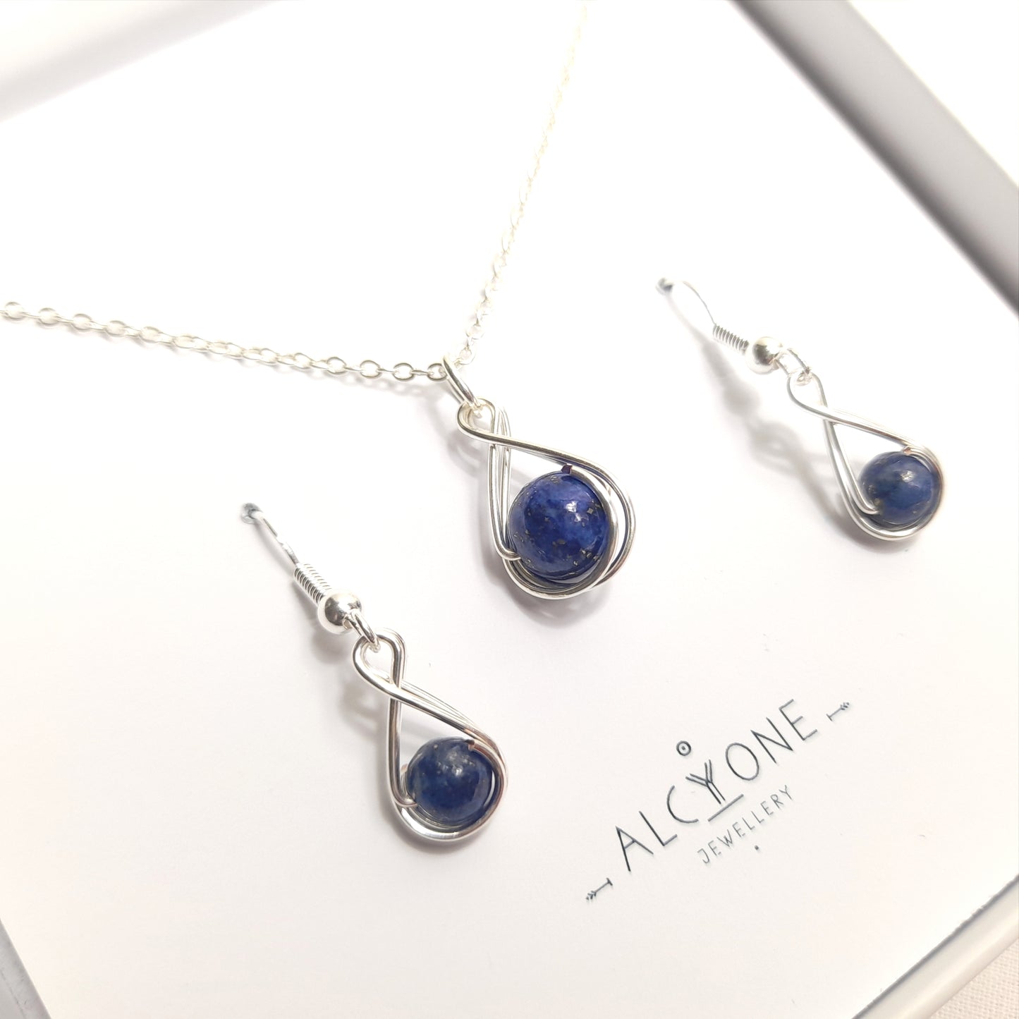 Lapis Lazuli Gift Set - BIRTHSTONE OF SAGITTARIUS