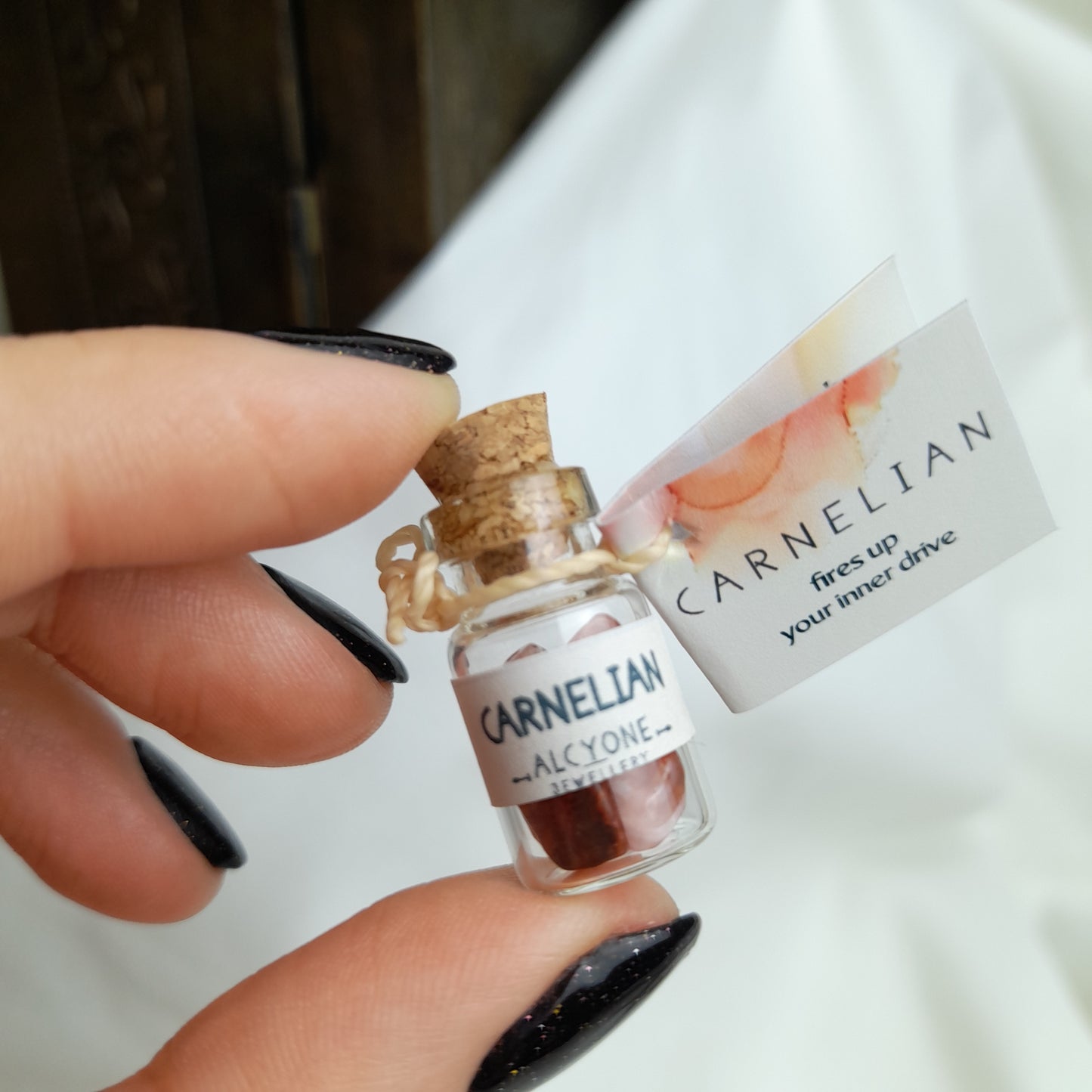 Wee Bottle: CARNELIAN