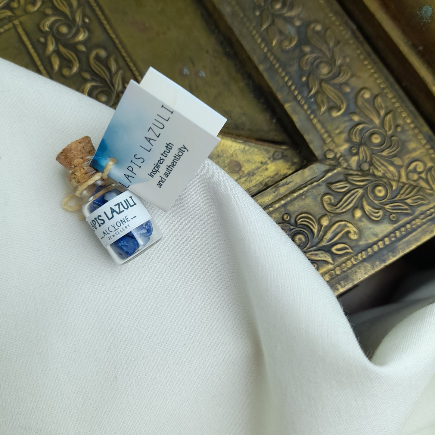 Wee Bottle: LAPIS LAZULI