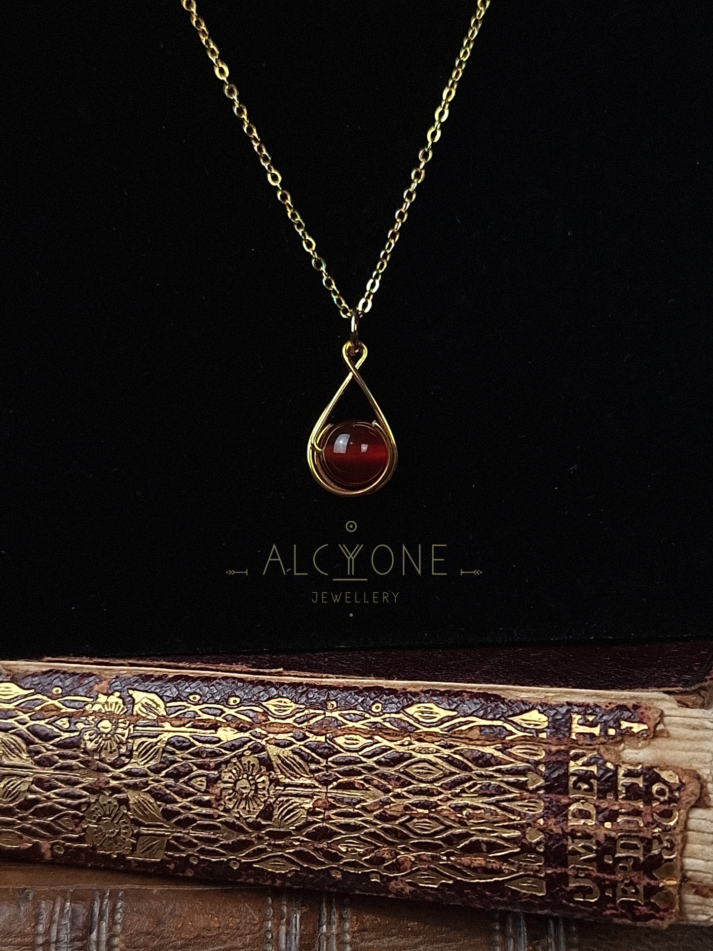 Spellnote Necklace ✦ Carnelian