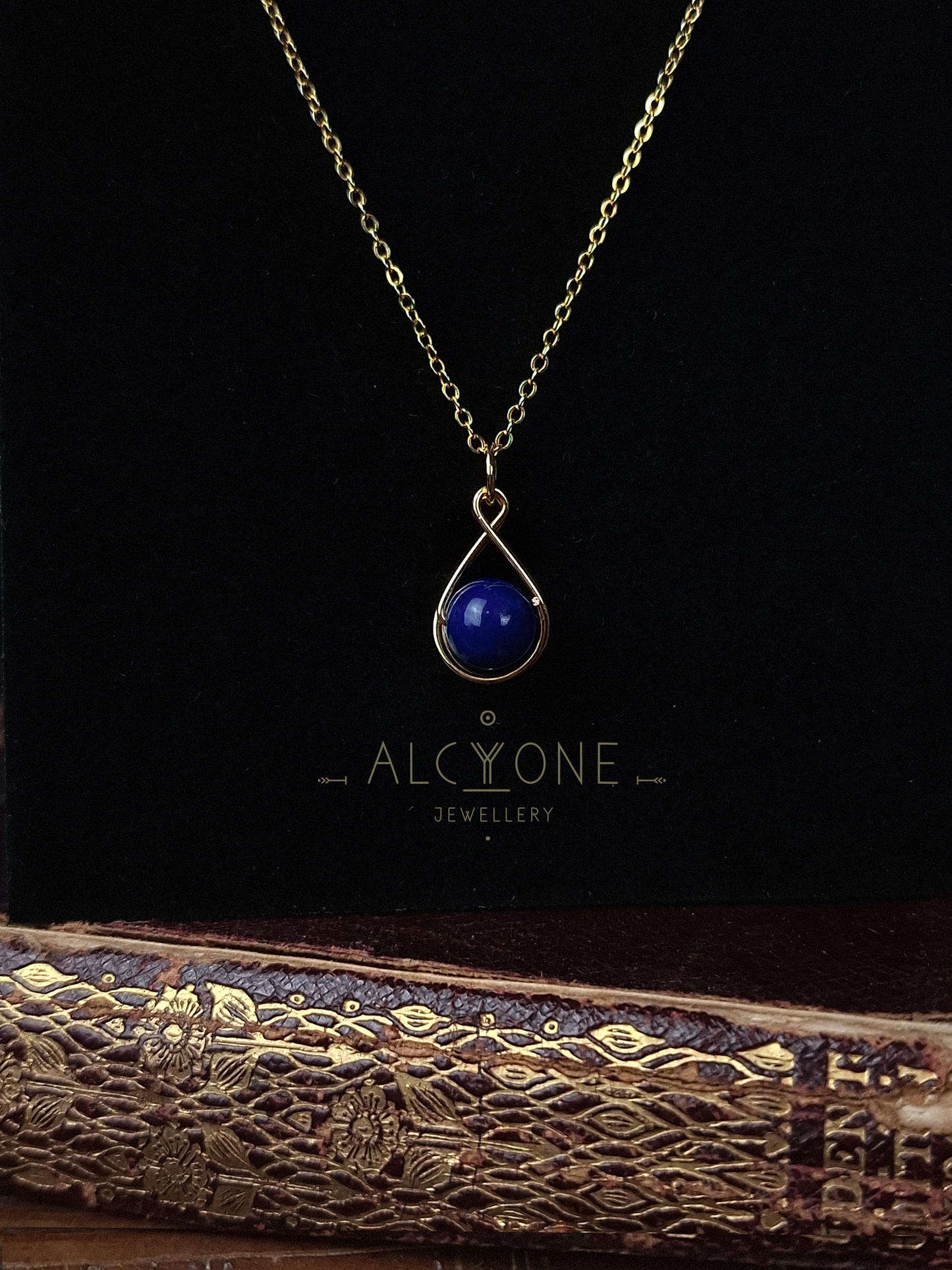Spellnote Necklace ✦ Lapis Lazuli